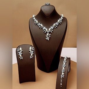 ELLIE COUTURE WEDDING SET NEW